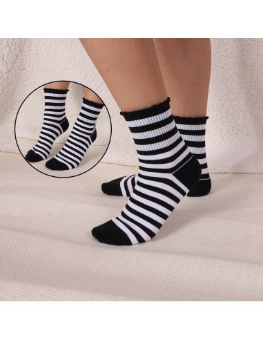 Mayoreo calcetín  para dama solo en LHESH