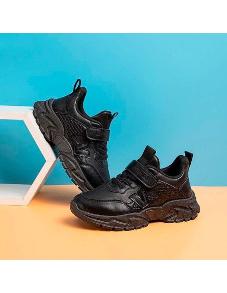 Tenis negros para niños a precio de mayorista en LHESH