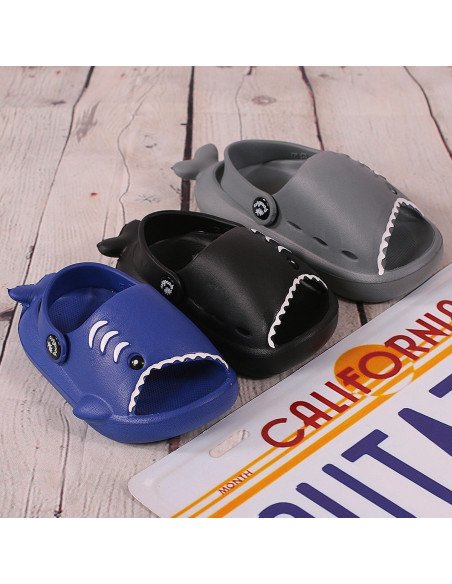 Mayoreo de sandalias para niño, disponible solo en LHESH.mx