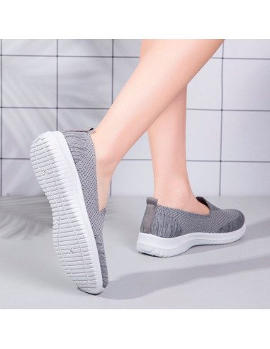 Tenis Slip-On para dama importados al mayoreo por LHESH