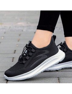 Tenis deportivos negros con ajuste rápido y suela ligera | LHESH