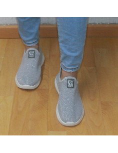 Tenis Slip-On Plateados con Brillos para Dama al Mayoreo 2