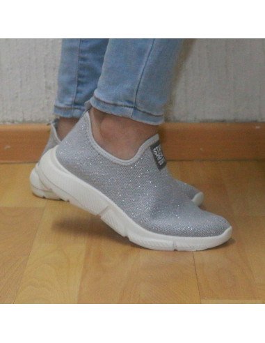 Tenis Slip-On Plateados con Brillos para Dama al Mayoreo